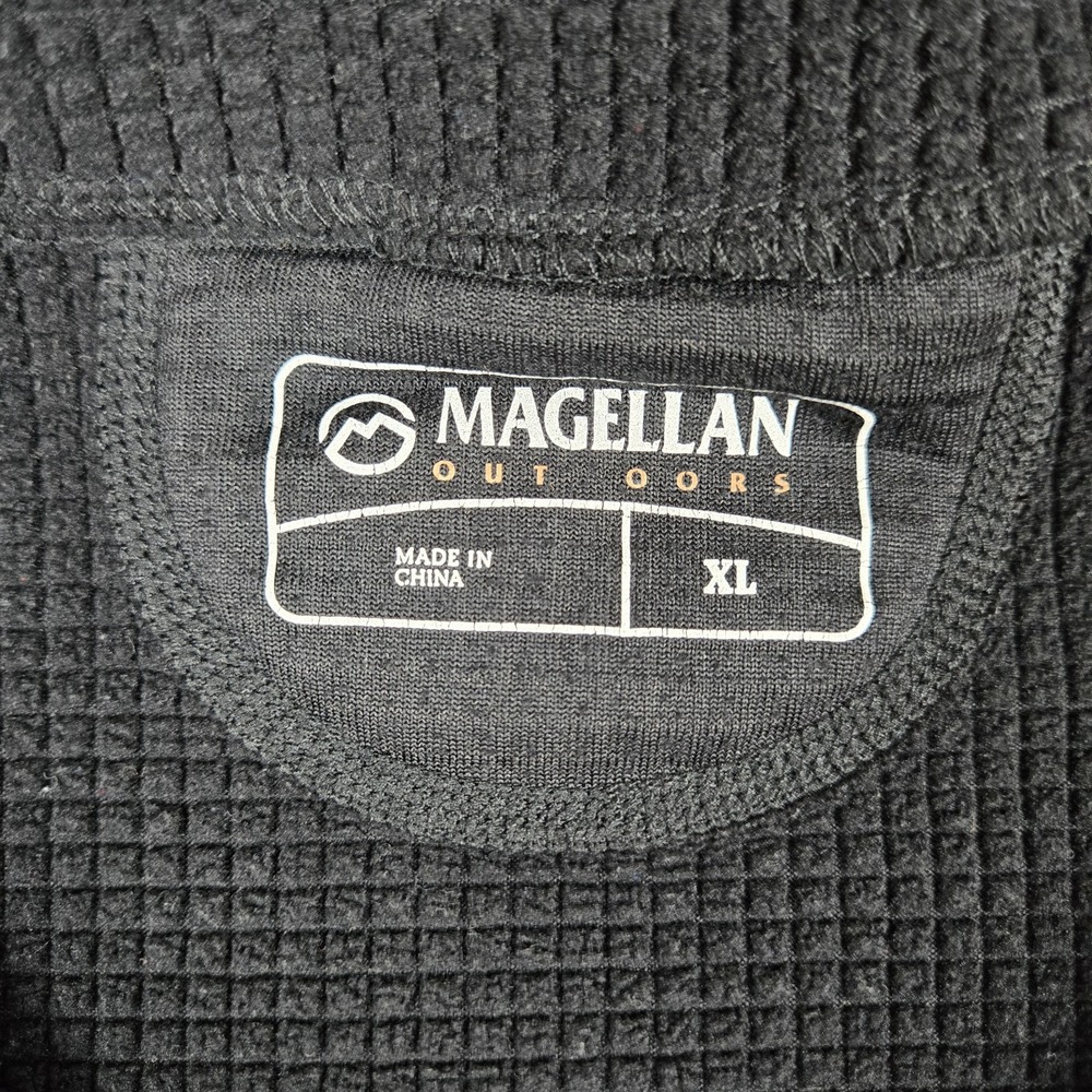 Magellan Outdoors Men's Quarter Zip Pullover Active Top Shirt Size XL Black - Picture 2 of 8